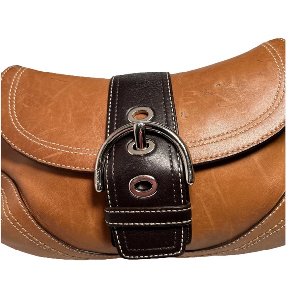 Coach F10909 SMALL Vintage British Tan & Brown Soho Leather Shoulder Bag read - Picture 3 of 16